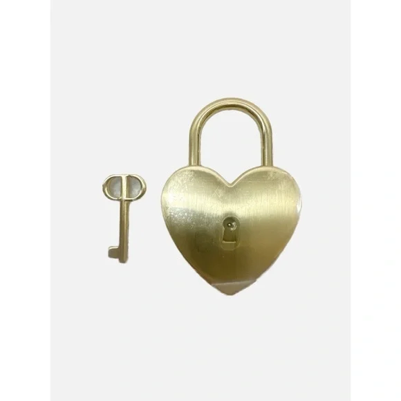 New Dior Heart Lock & Key Set with Box – Never Used - Picture 5 of 5